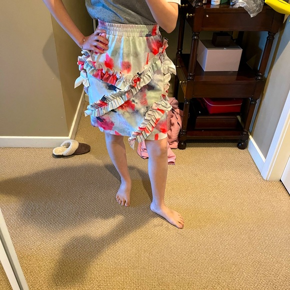 stylish Designed skit - Picture 1 of 5